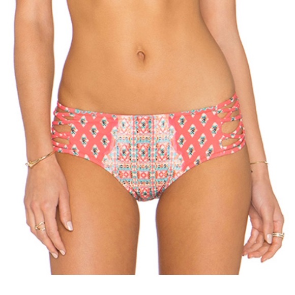 Nanette Lenore 2 piece bikini set - Picture 2 of 9